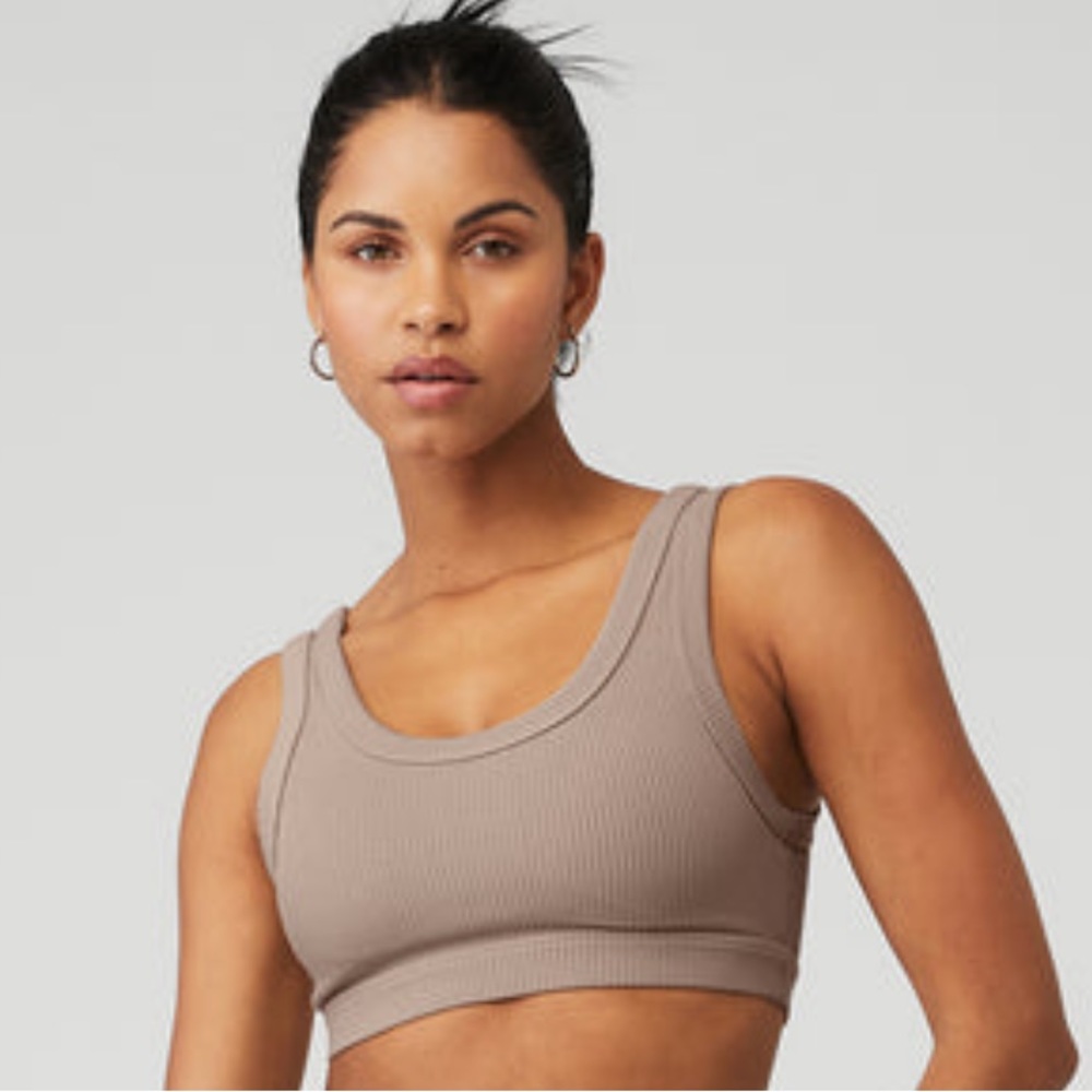 Alo Wellness Bra Size Small in Gravel